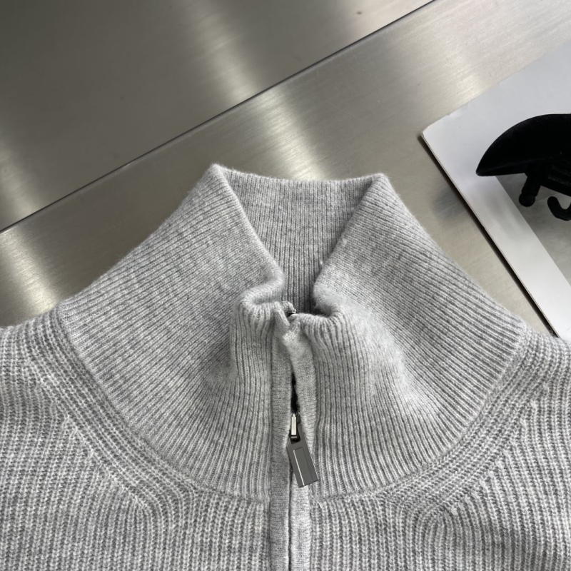 L0r0 P1ana sweater